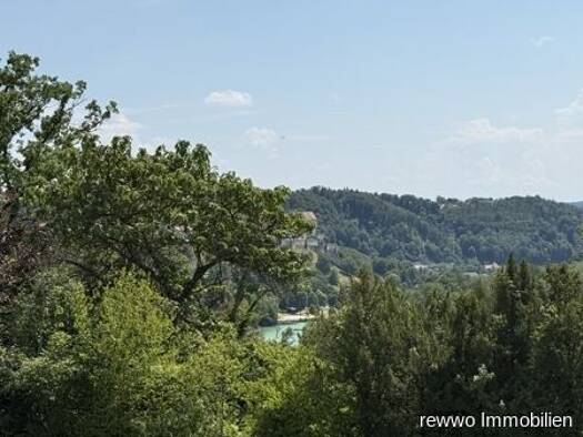 Wohnung zur Miete - Erstbezug 1.400 € 3 Zimmer 100,8 m² 2. Geschoss frei ab 01.09.2026 Burghausen 84489