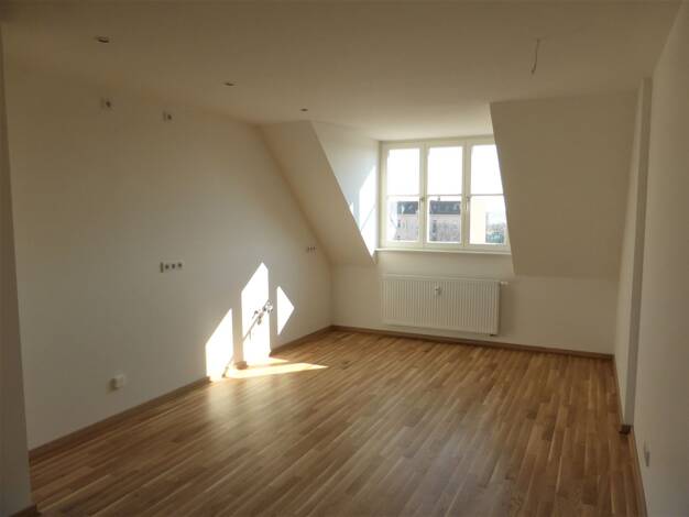 Wohnung zur Miete 782 € 2 Zimmer 74,5 m² 4. Geschoss frei ab 01.06.2026 Scheffelstraße 37 Connewitz Leipzig 04277
