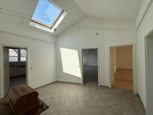 Wohnung zur Miete 840 € 3 Zimmer 120 m² 1. Geschoss frei ab sofort Merkendorf 91732