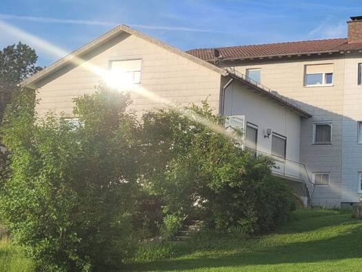 Haus zum Kauf 460.000 € 10 Zimmer 270 m² 777 m² Grundstück Dietmannsried 87463