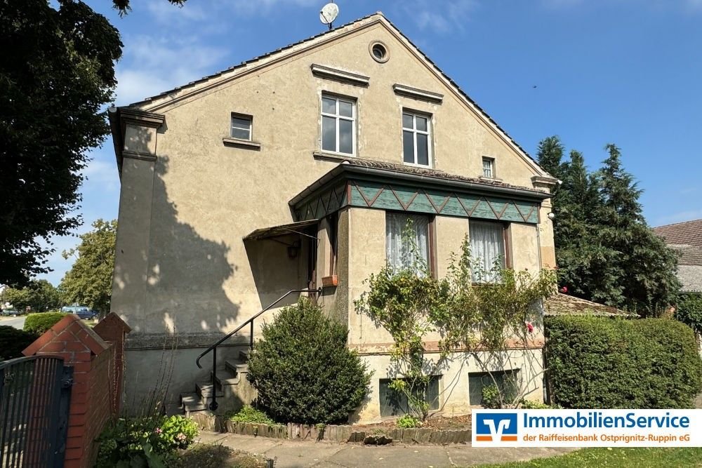 Bauernhaus zum Kauf 168.000 € 6 Zimmer 146 m²<br/>Wohnfläche 1.271 m²<br/>Grundstück Wuthenow Neuruppin 16818