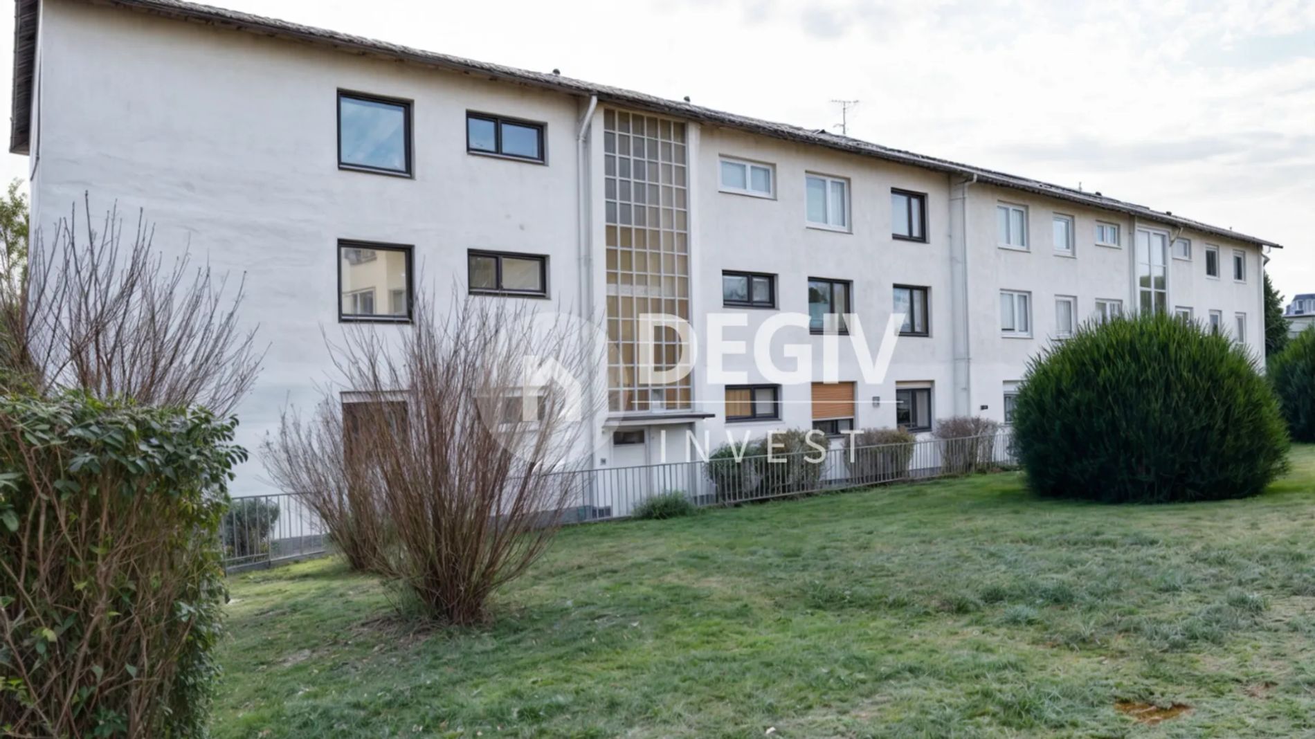 Studio zum Kauf 149.000 € 4 Zimmer 92 m²<br/>Wohnfläche Ranstadt Ranstadt (Ranstadt) 63691