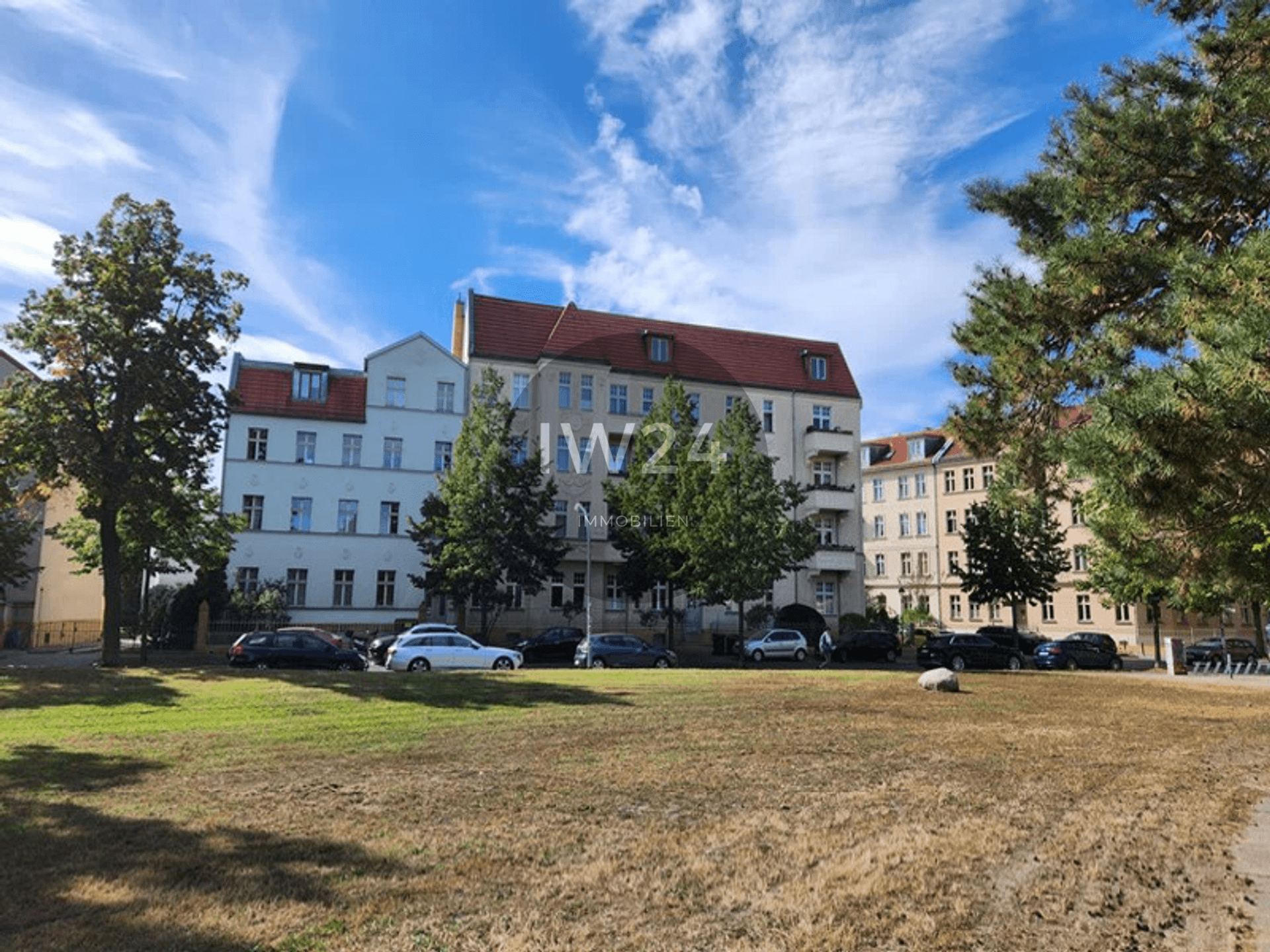 Wohnung zum Kauf 322.000 € 230 m²<br/>Wohnfläche 4.<br/>Geschoss Babelsberg - Süd Potsdam 14482