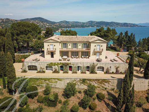 Haus zur Miete Wohnen auf Zeit provisionsfrei 35.000 € 850 m² Ville-Les Saquedes-Le Bouillonnet Sainte-Maxime 83120