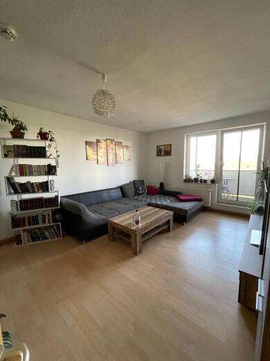Wohnung zur Miete 380 € 2 Zimmer 66,7 m² 1. Geschoss frei ab sofort Magdeburger Landstraße 6a Klein Wanzleben Wanzleben-Börde 39164