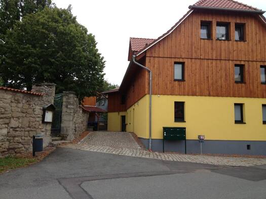 Wohnung zur Miete 560 € 3 Zimmer 70 m² 3. Geschoss frei ab sofort Geratal 99330