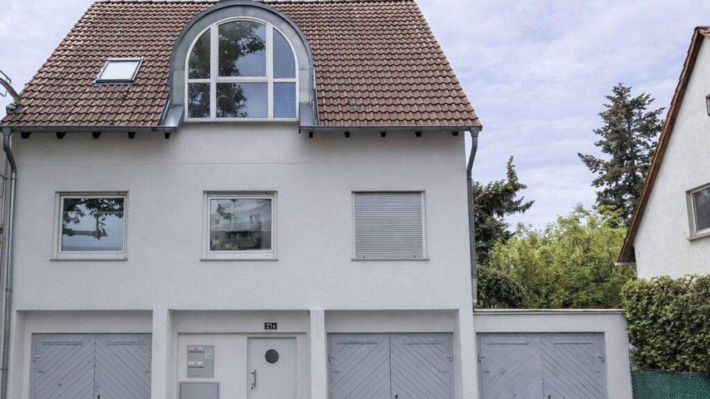 Doppelhaushälfte zum Kauf provisionsfrei 900.000 € 5 Zimmer 160 m² 690 m² Grundstück Lärchenstr.21A Griesheim Frankfurt am Main 65933