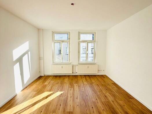 Wohnung zur Miete 590 € 2 Zimmer 65,4 m² 3. Geschoss Petzscher Straße 23 Eutritzsch Leipzig 04129