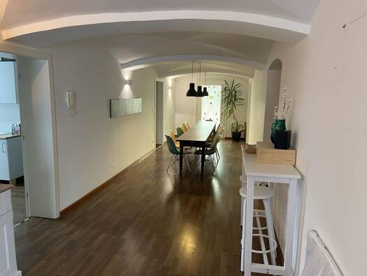 Wohnung zur Miete 3.080 € 6 Zimmer 280 m² frei ab 01.10.2026 Unterföhring 85774