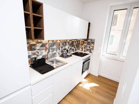 Studio zur Miete 1.200 € 1 Zimmer 40 m² 1. Geschoss Grad Grad - Meje