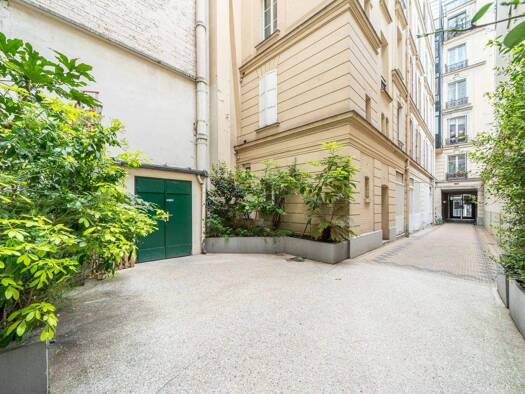 Wohnung zum Kauf 1.150.000 € 4 Zimmer 84,7 m² 8th (Golden Triangle - Parc Monceau) 75017