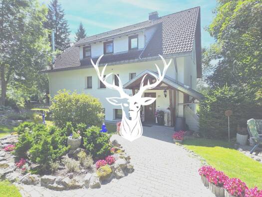 Haus zum Kauf 795.000 € 10 Zimmer 264 m² 2.007 m² Grundstück Saig Lenzkirch 79853