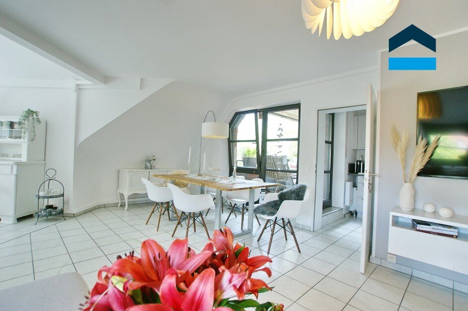 Maisonette zur Miete 920 € 3 Zimmer 96,5 m²<br/>Wohnfläche 3.<br/>Geschoss 01.03.2025<br/>Verfügbarkeit Tierpark Krefeld 47800