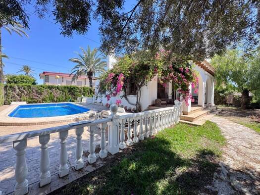 Villa zum Kauf 749.000 € 4 Zimmer 133 m² 469 m² Grundstück Orihuela 03189