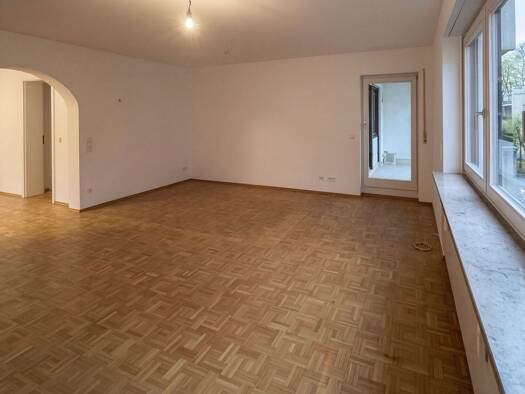 Wohnung zur Miete 2.200 € 3,5 Zimmer 93 m² Geschoss 2/3 frei ab sofort Grünwald 82031