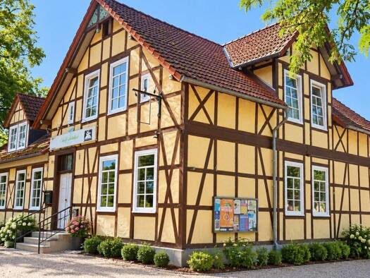 Haus zum Kauf 249.000 € 12 Zimmer 429 m² 2.761 m² Grundstück Hoyersburg Salzwedel 29410