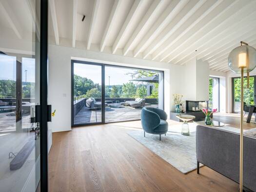 Einfamilienhaus zum Kauf 2.999.000 € 5 Zimmer 292 m² 2.389 m² Grundstück Schönbrunn Landshut 84036