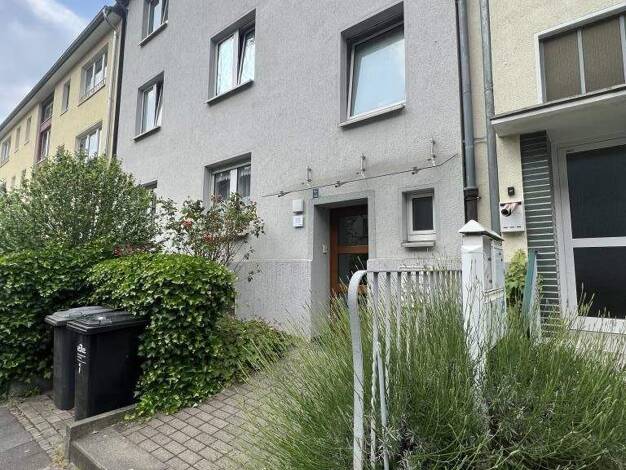 Wohnung zur Miete 662 € 3,5 Zimmer 83,8 m² 2. Geschoss frei ab 01.06.2026 Weißenburgstraße 15 Südostviertel Essen 45138