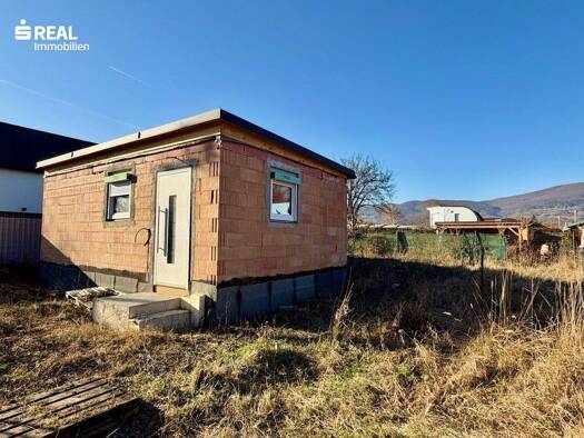 Haus zum Kauf 220.000 € 234 m² Grundstück Traiskirchen 2514