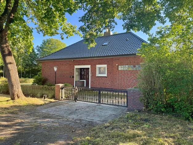 Einfamilienhaus zum Kauf 295.000 € 5 Zimmer 143 m² 998 m² Grundstück Rüstersiel Wilhelmshaven 26386