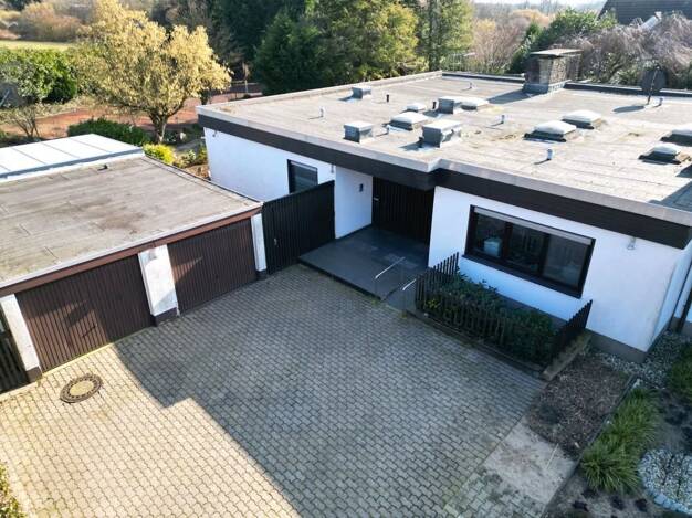 Bungalow zum Kauf 849.000 € 7,5 Zimmer 290 m² 2.460 m² Grundstück Butendorf Gladbeck / Gladbeck-Butendorf 45968