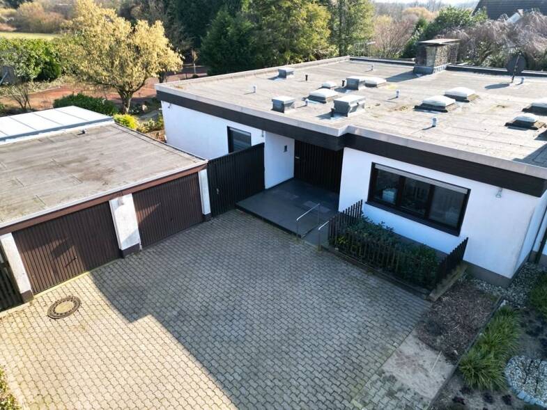 Bungalow zum Kauf 849.000 € 7,5 Zimmer 290 m² 2.460 m² Grundstück Butendorf Gladbeck / Gladbeck-Butendorf 45968