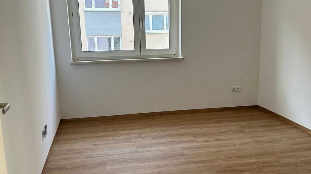 Wohnung zur Miete 650 € 1,5 Zimmer 1. Geschoss frei ab 15.04.2026 Steinbühl Nürnberg 90443