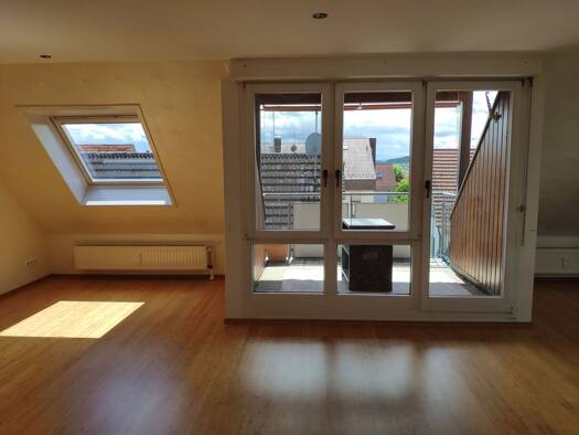 Maisonette zur Miete 920 € 3,5 Zimmer 79 m² Geschoss 3/4 frei ab 01.01.2026 Köngen 73257