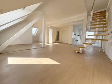 Wohnung zum Kauf 179.000 € 4 Zimmer 82 m² Dachgeschoss frei ab sofort Marienkirche Oberhausen 46047