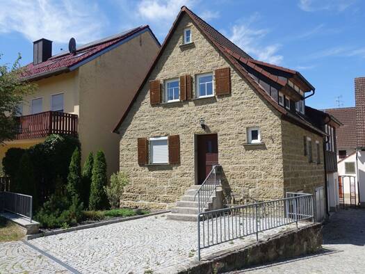 Einfamilienhaus zur Miete 900 € 4 Zimmer 115 m² frei ab 01.09.2026 Baudenbach 91460