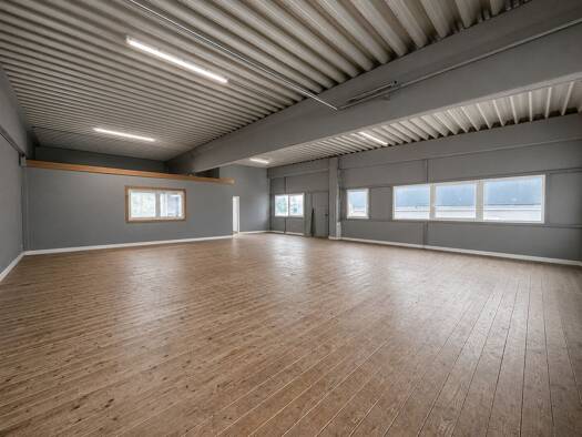 Lagerhalle zur Miete 8 € 126 m² Lagerfläche Ellmau 6352