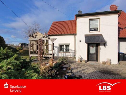 Einfamilienhaus zum Kauf 290.000 € 6 Zimmer 122 m² 1.754 m² Grundstück Kesselshain Borna 04552