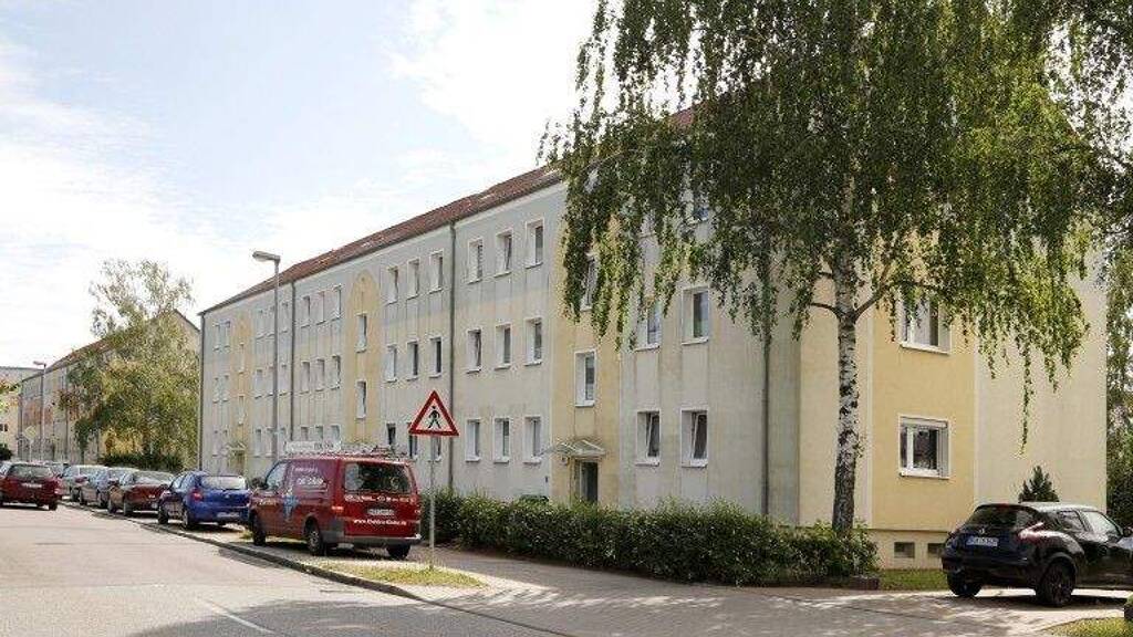 Wohnung zur Miete 410 € 3 Zimmer 58,5 m² 2. Geschoss Heuweg 84 Weißenfels 06667