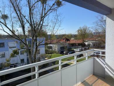 Wohnung zur Miete 793 € 3 Zimmer 73 m² 3. Geschoss frei ab 01.06.2025 Steglitzer Platz 10 Monheim Monheim 40789