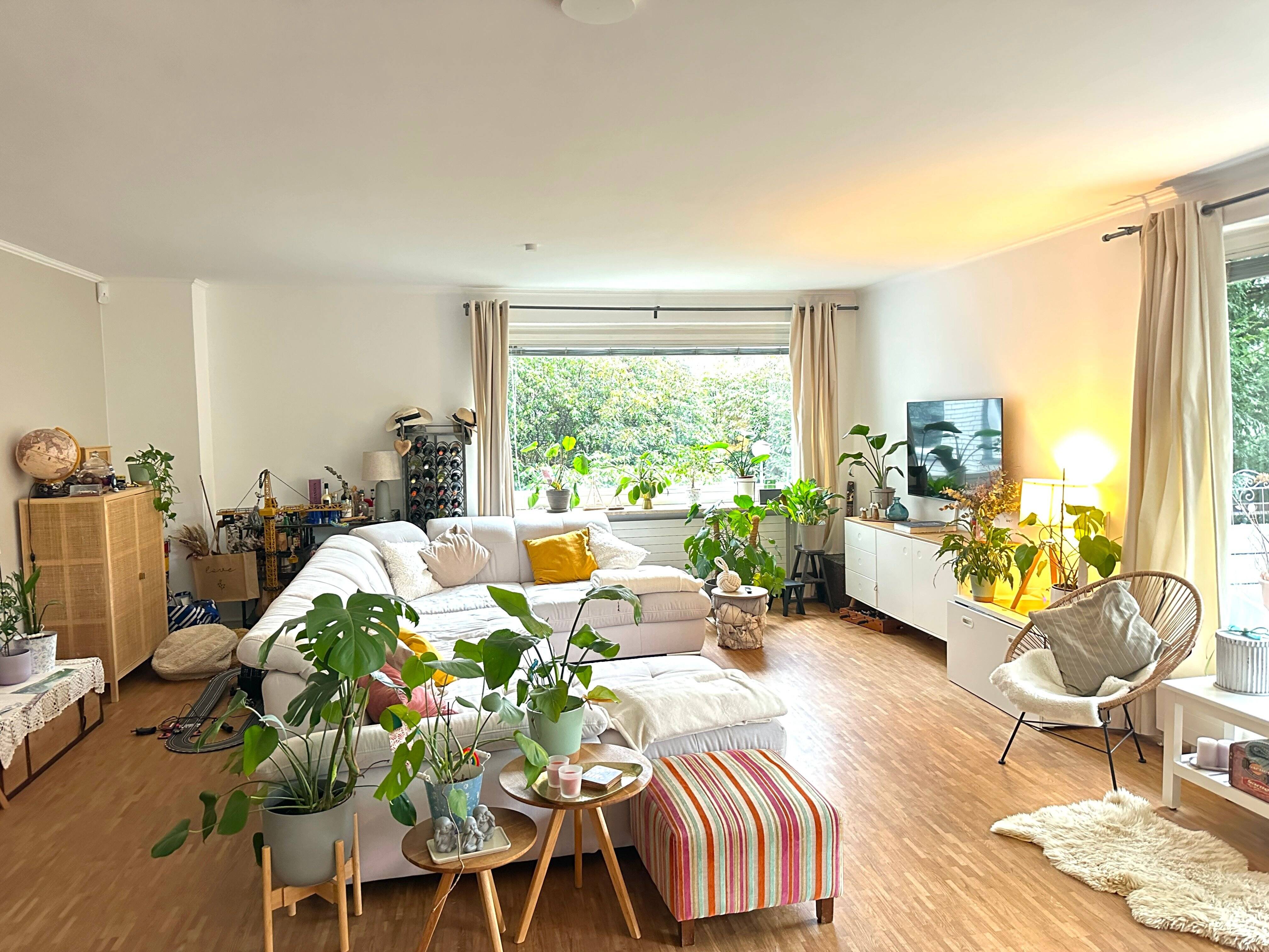 Property thumbnail 2