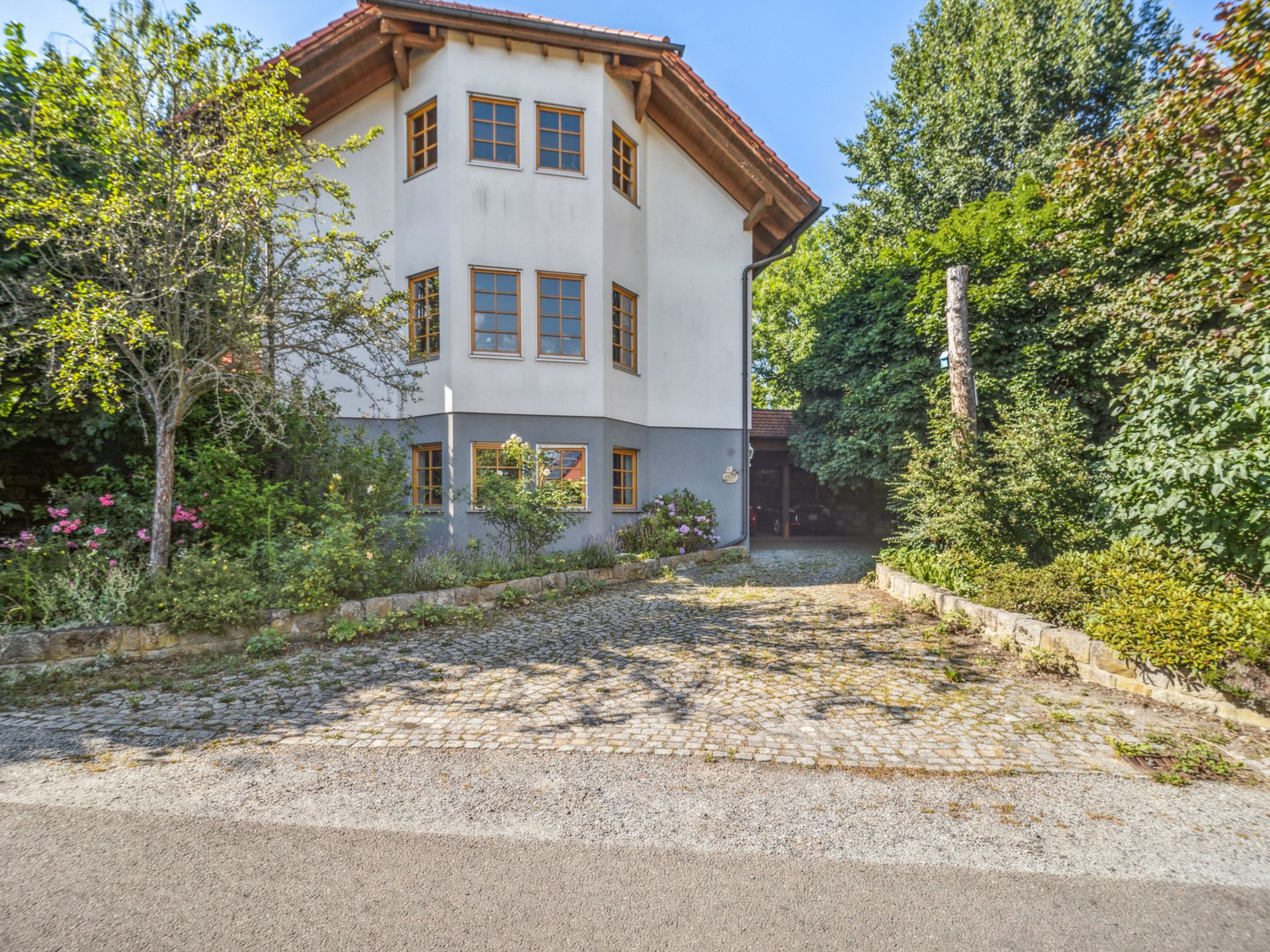 Einfamilienhaus zum Kauf 575.000 € 6 Zimmer 230 m²<br/>Wohnfläche 762 m²<br/>Grundstück Graupa Pirna, OT Graupa 01796