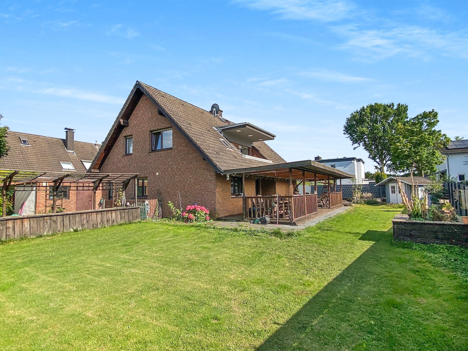 Einfamilienhaus zum Kauf 795.000 € 6 Zimmer 173 m²<br/>Wohnfläche 700 m²<br/>Grundstück Sinnersdorf Pulheim 50259