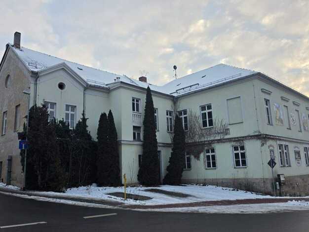 Restaurant zum Kauf 129.000 € 762 m² Gastrofläche 920 m² Grundstück Reichenbach Reichenbach 08468