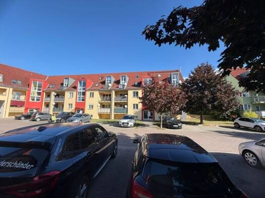 Wohnung zur Miete 480 € 3 Zimmer 83,7 m² frei ab sofort Burg Burg 39288
