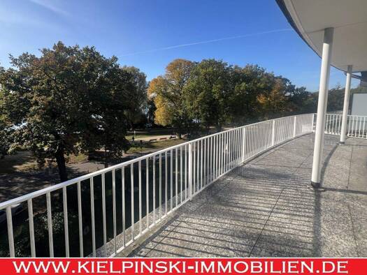 Wohnung zum Kauf 1.345.000 € 2,5 Zimmer 73,5 m² frei ab sofort Uhlenhorst Hamburg 22085