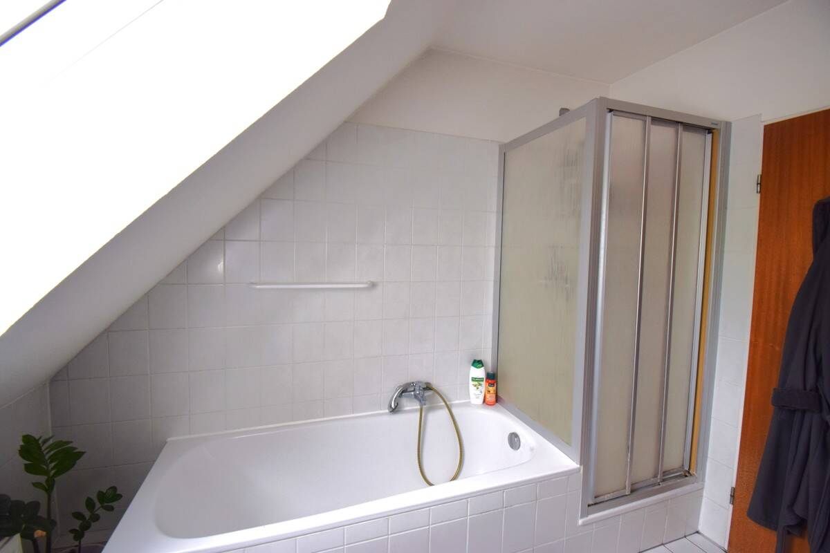 Property thumbnail 9