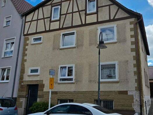 Mehrfamilienhaus zum Kauf provisionsfrei 490.000 € 11 Zimmer 206 m² 105 m² Grundstück Eltingen Leonberg 71229