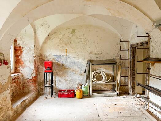 Gewerbeobjekt zum Kauf als Kapitalanlage geeignet 230.000 € 13 Zimmer 400 m² 240 m² Grundstück Innenstadt Hof 95028