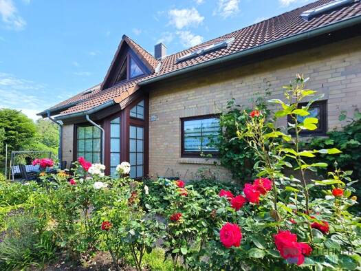Einfamilienhaus zum Kauf 335.000 € 6 Zimmer 160 m² 924 m² Grundstück frei ab 01.09.2027 Monckeshof Neubrandenburg 17034