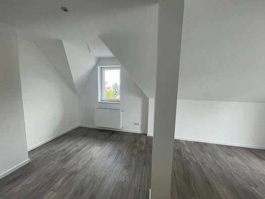 Maisonette zur Miete 685 € 3 Zimmer 80,4 m² frei ab sofort Genthiner Straße 17 Rathenow 14712