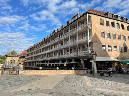 Bürofläche zur Miete 8 Zimmer 266,4 m² Bürofläche Sebald Nürnberg 90403