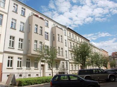 Wohnung zur Miete 285 € 1 Zimmer 42,2 m² frei ab sofort Lessingstraße 4 Kleistpark Frankfurt (Oder) 15230
