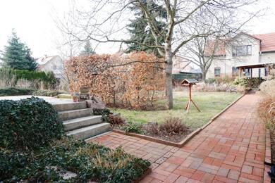 Haus zum Kauf als Kapitalanlage geeignet 585.000 € 9 Zimmer 280 m² 1.000 m² Grundstück Weinböhla 01689
