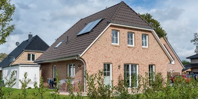 Einfamilienhaus zum Kauf 395.980 € 7 Zimmer 149,4 m²<br/>Wohnfläche 570 m²<br/>Grundstück Herzhorn 25379