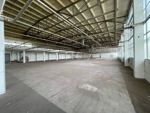Lagerhalle zur Miete provisionsfrei 2.000 € 1.100 m² Lagerfläche Meeraner Straße 16 Gesau Glauchau 08371